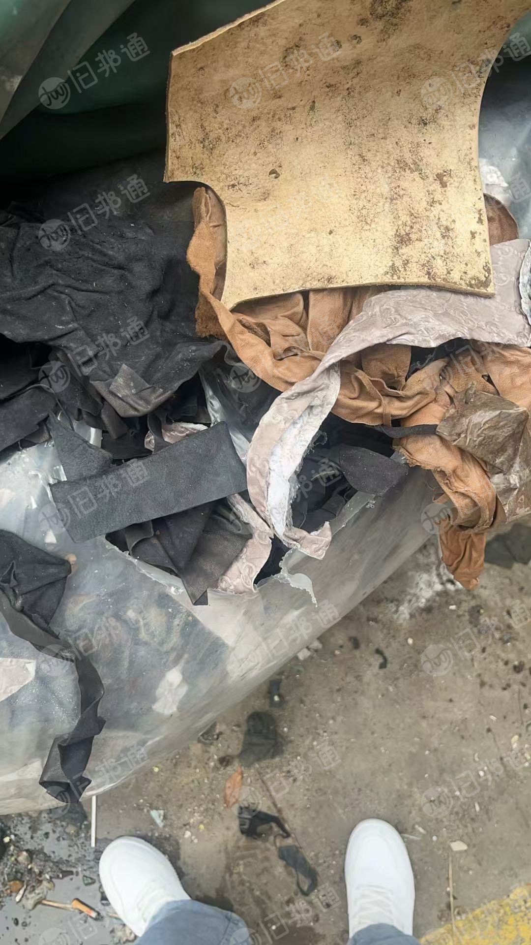 出售废羊皮边角料,现货有4吨左右,废皮革