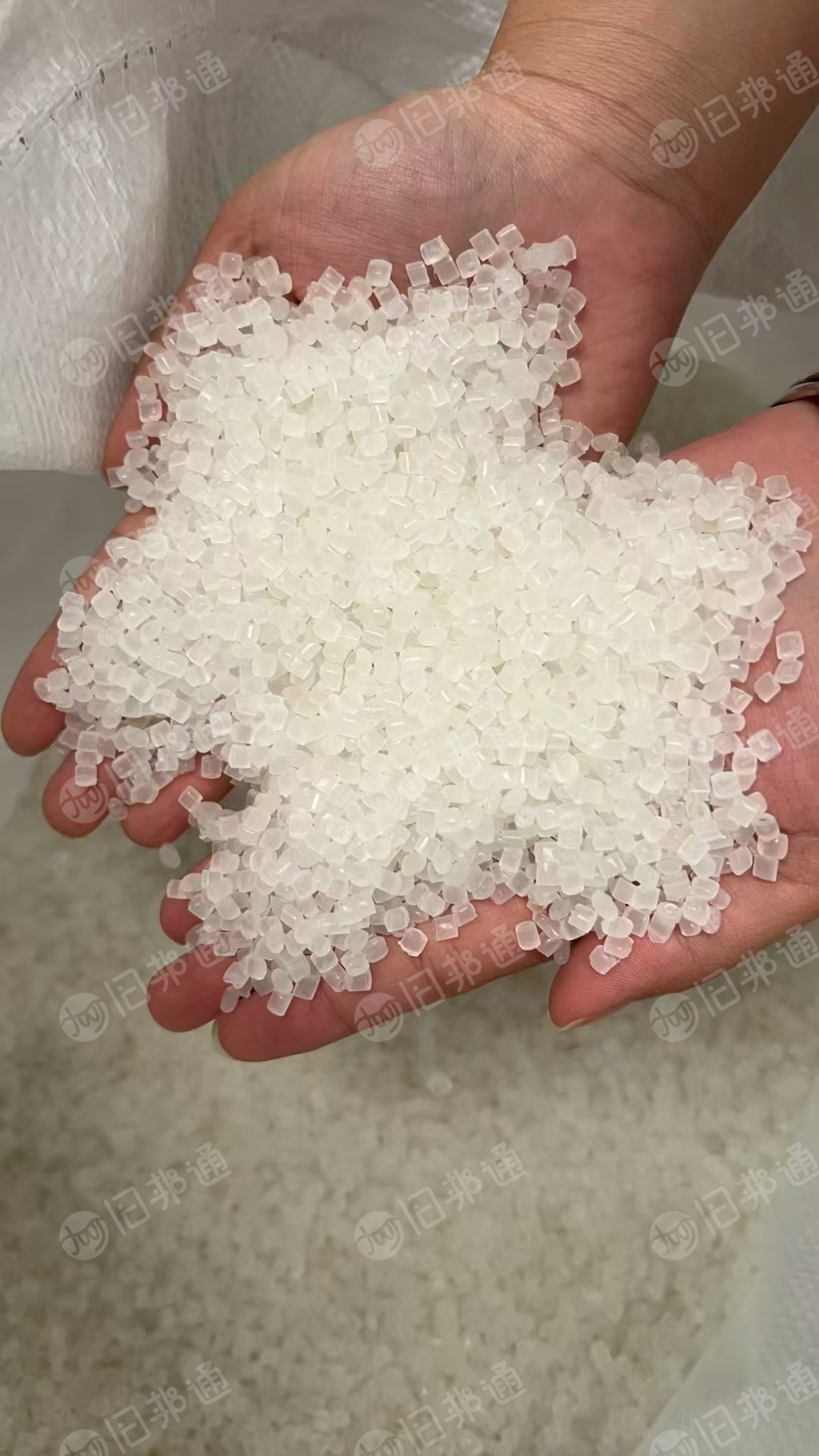 出售pp吊瓶颗粒，长期有货