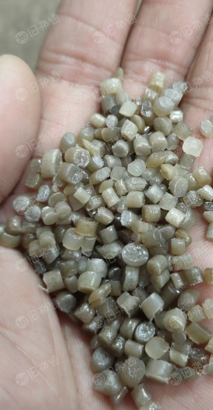 出售一级高压颗粒，保鲜膜颗粒，过100目，可以做吹膜，气泡膜