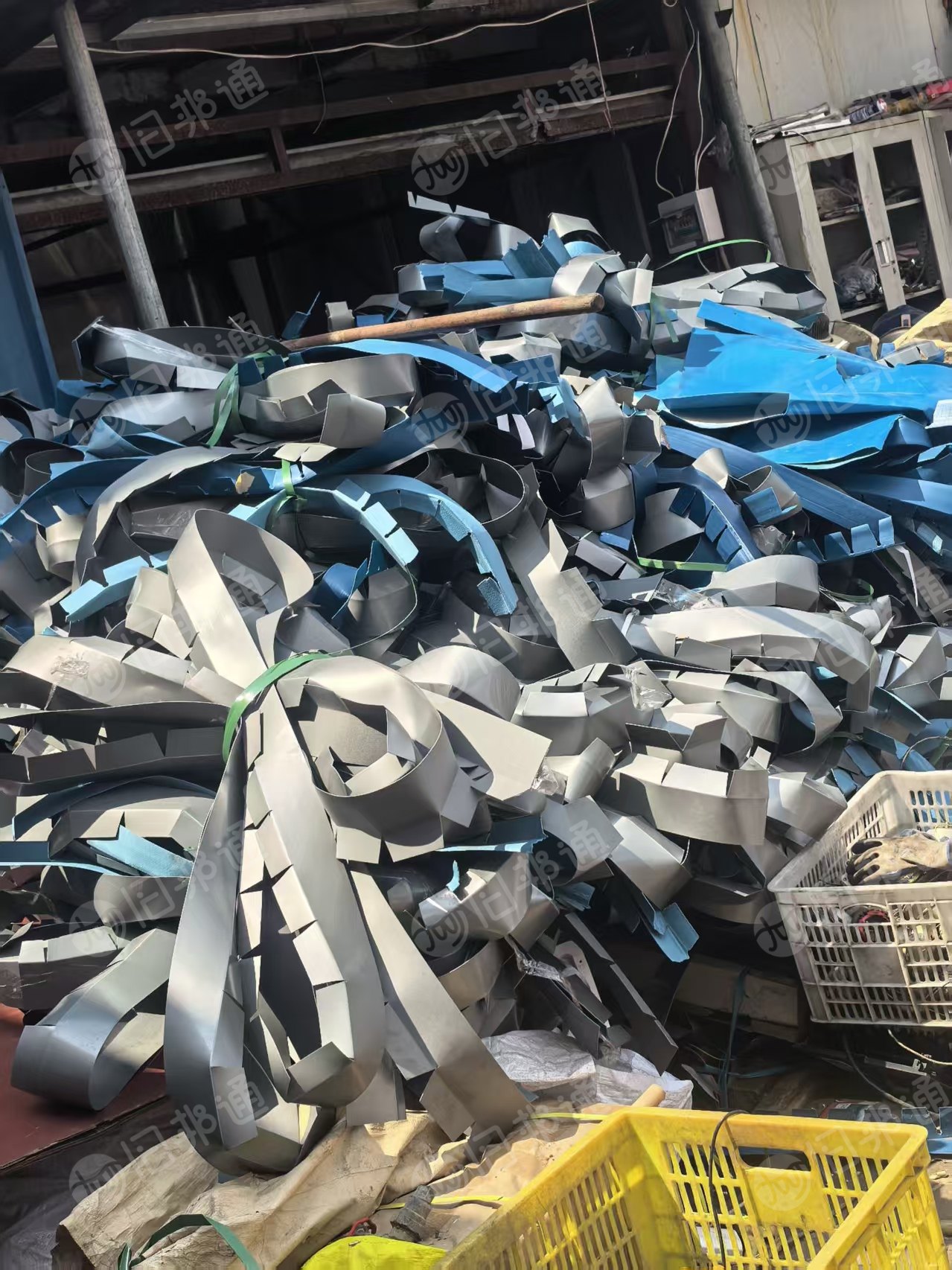 出售钢卷外包装皮毛料，漂沉一起