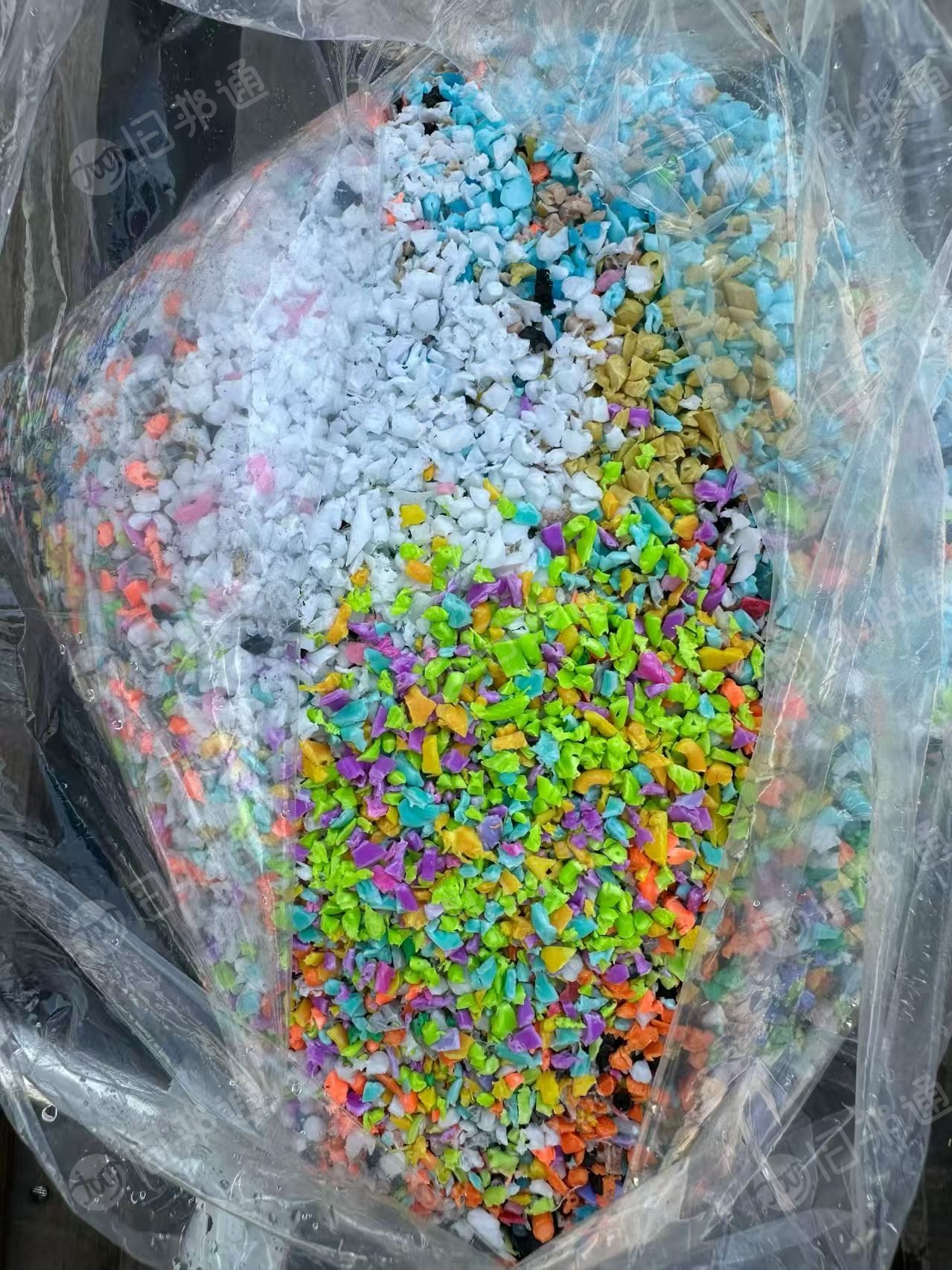 大量出售PP牙刷柄水口破碎料，含少量TPE