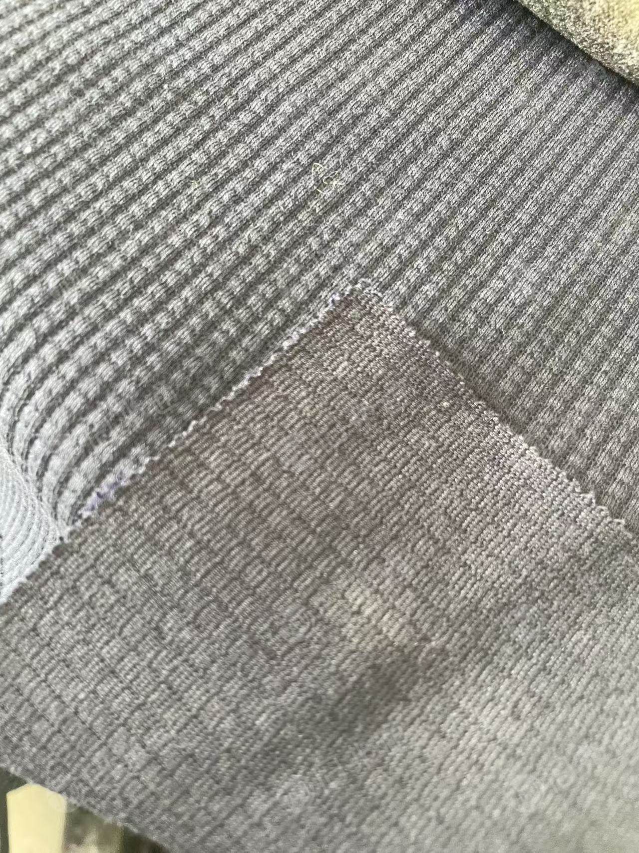 长期出售针织库存布,混纺布,有复合款的,也有含棉的