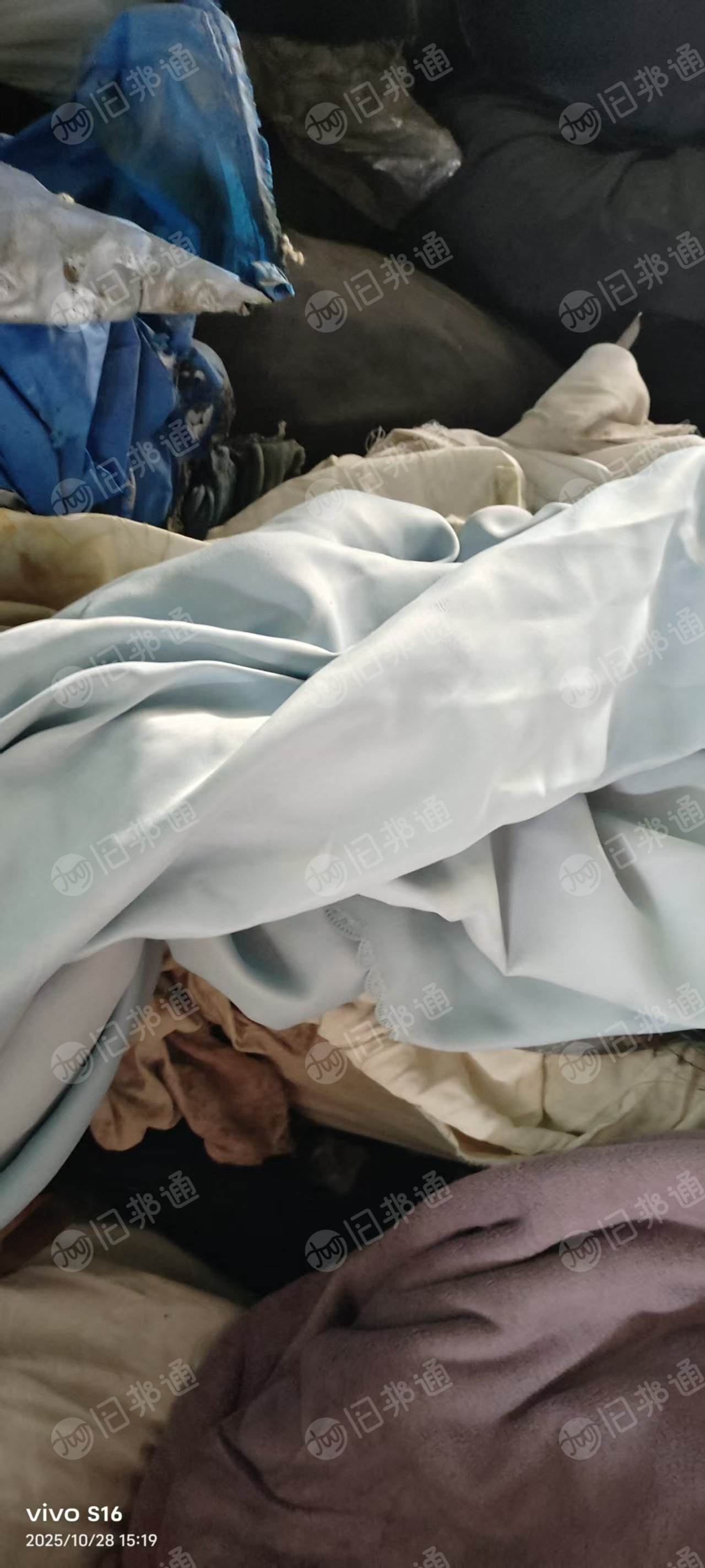 长期出售染厂下来的涤纶废布，涤纶边角料，月供二十多吨