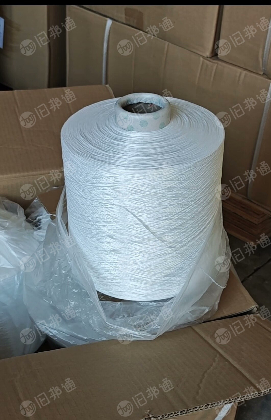 出售纺织厂下来的库存涤纶丝,涤纶低弹丝,涤纶丝,555D,现货有20吨,货在福建漳州