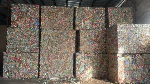 出售铝易拉罐压块，3天一车，出水84.5-86