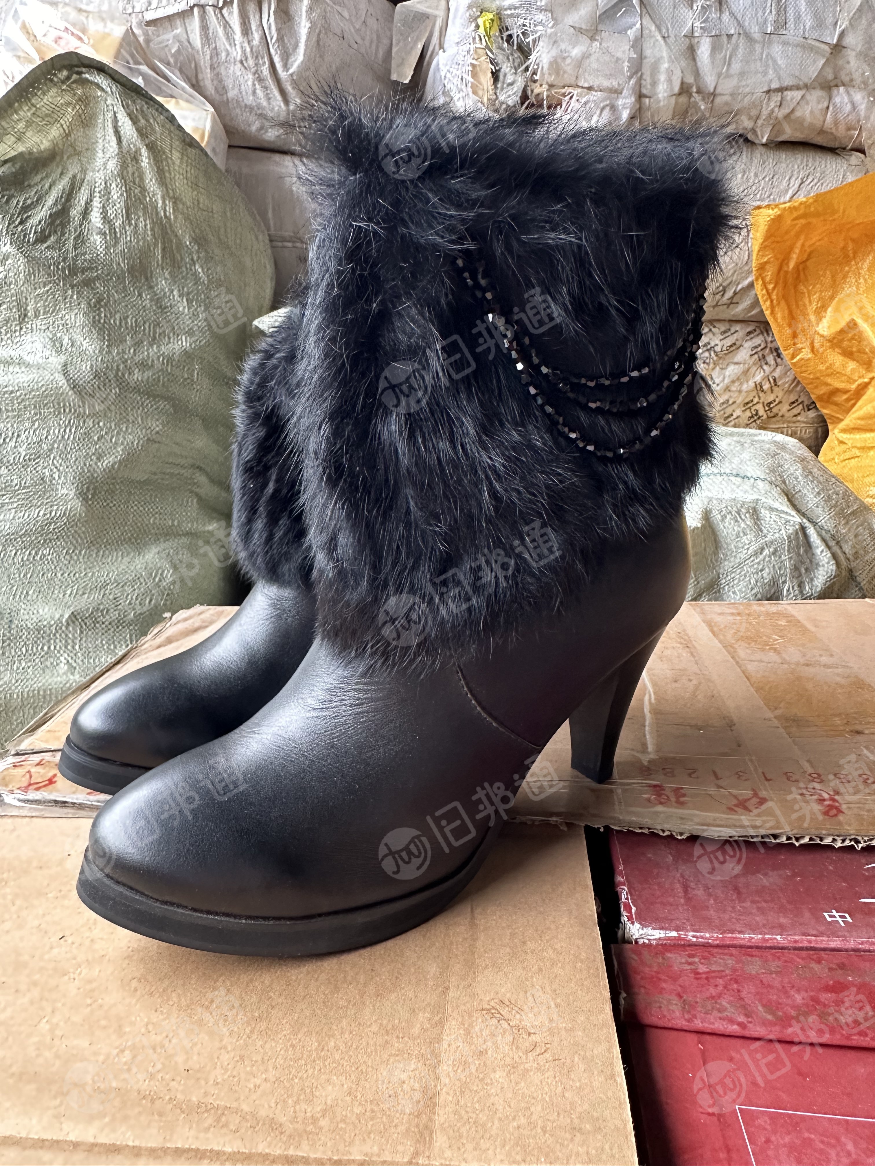 现货处理一批新的库存鞋子,都是真皮的,总共有1500多双,货在广西崇左