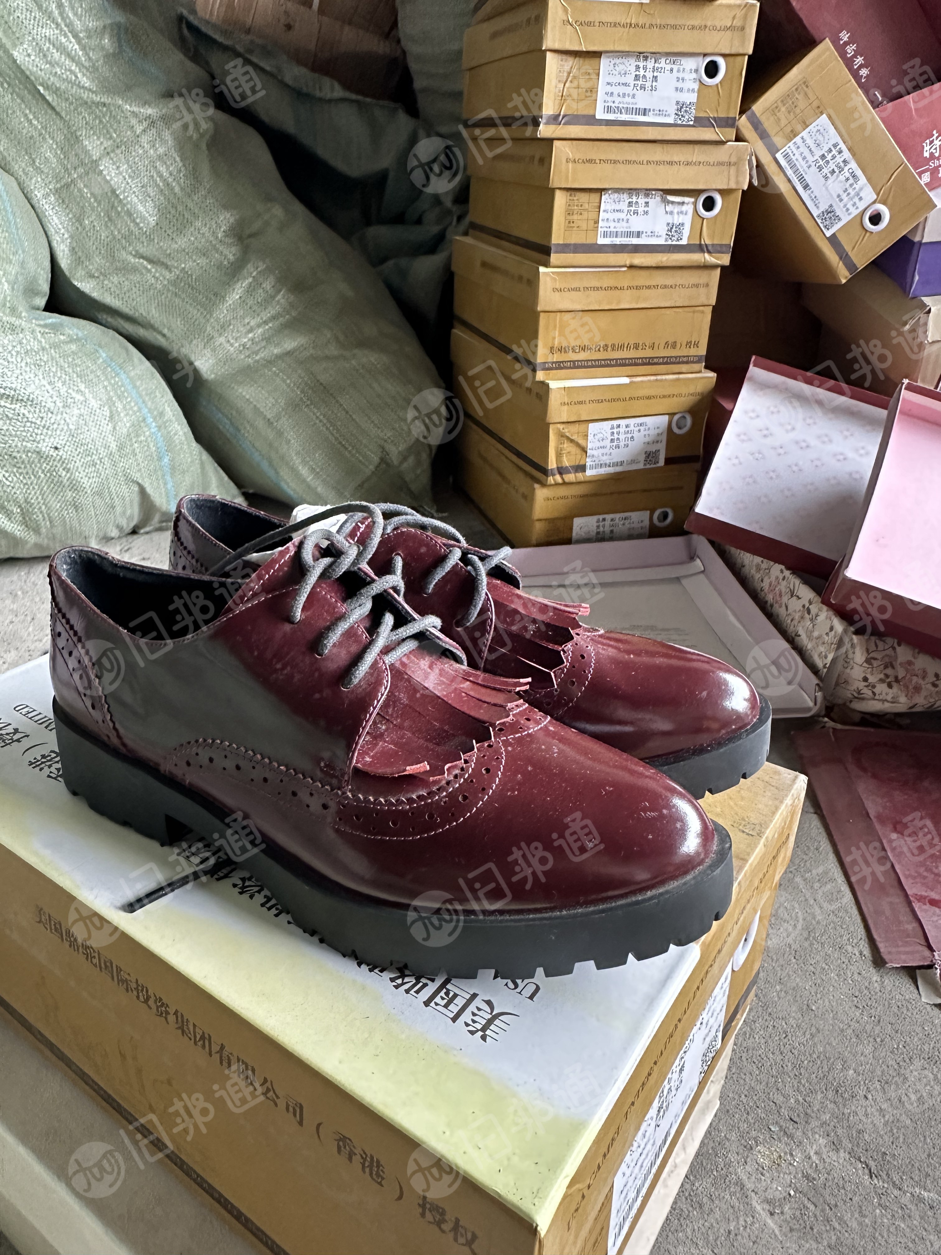现货处理一批新的库存鞋子,都是真皮的,总共有1500多双,货在广西崇左