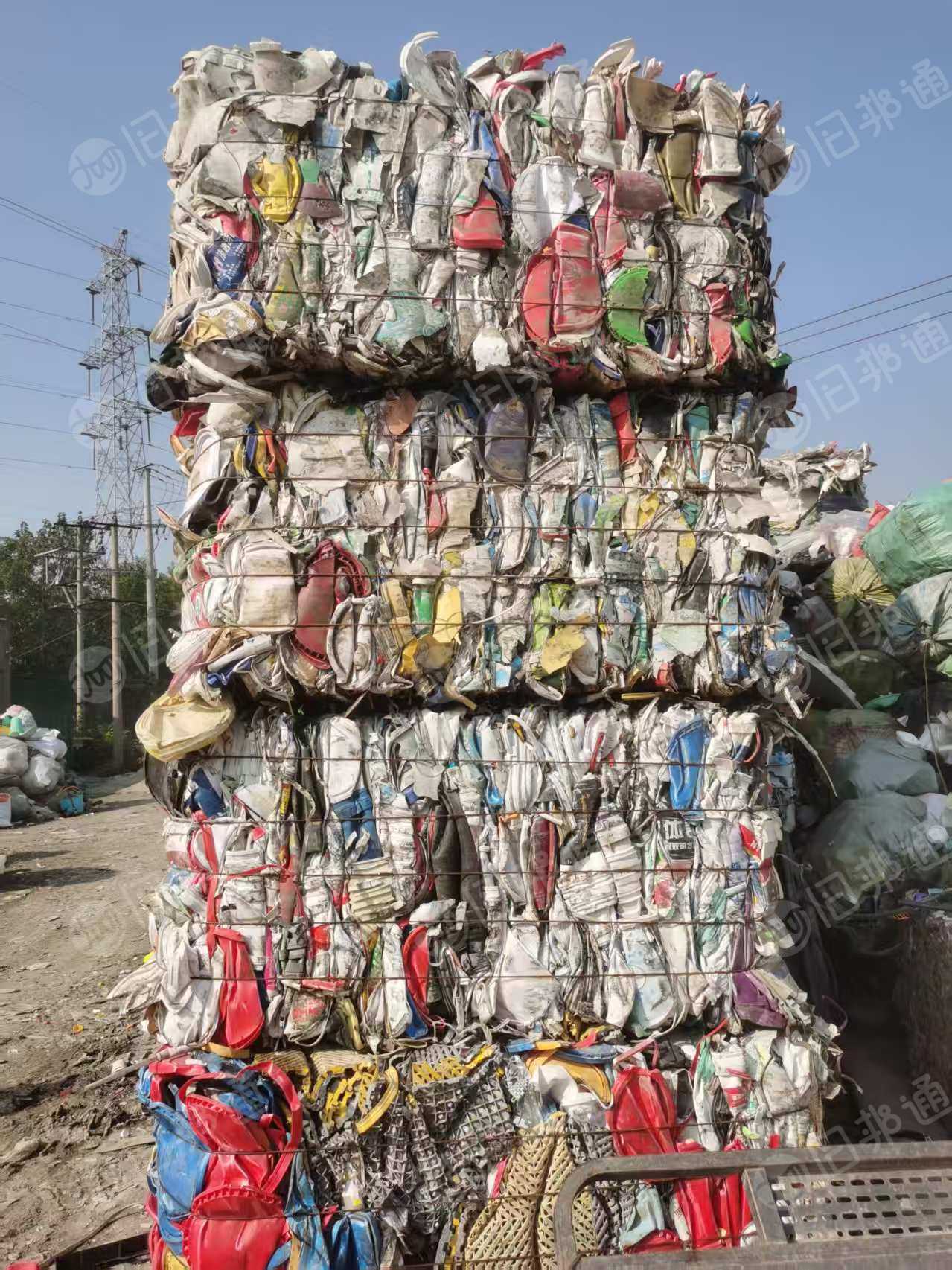 长期出售涂料桶压块，现货9.6一车