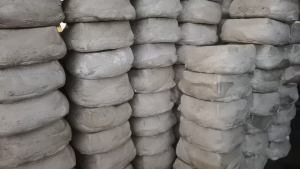 出售EPS泡沫热熔块，现货10吨，长期有货