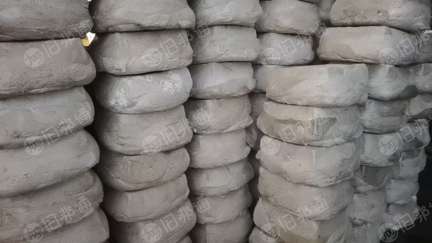 出售EPS泡沫热熔块，现货10吨，长期有货