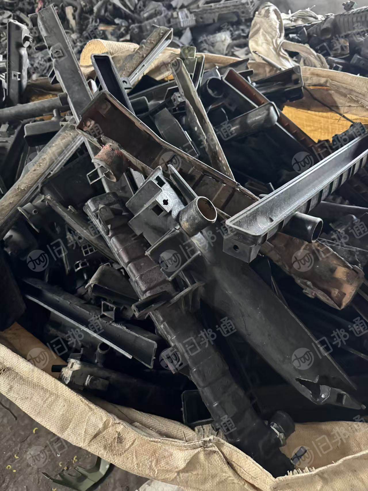 常年求购尼龙废料，汽车下来的，每个月两三百吨