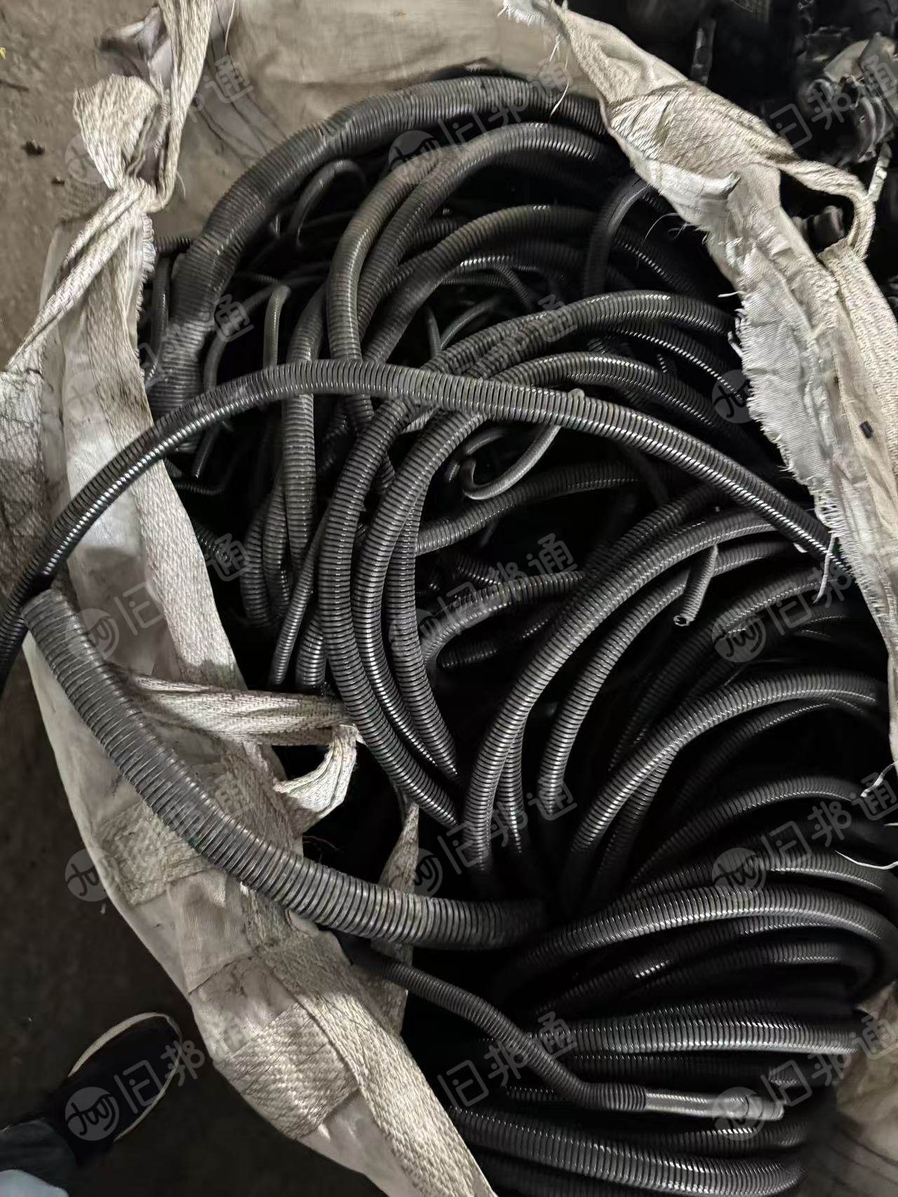 常年求购尼龙废料，汽车下来的，每个月两三百吨