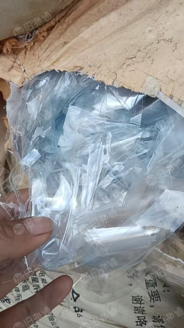 出售PVC透明水晶料，部是新料裁出来的边角料