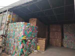 长期出售纺织彩管压块，工业纸管压块，卷布管压块