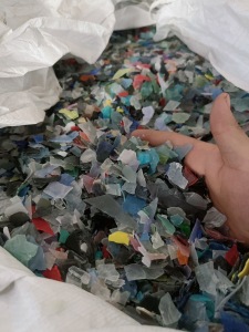 长期出售PC破碎料