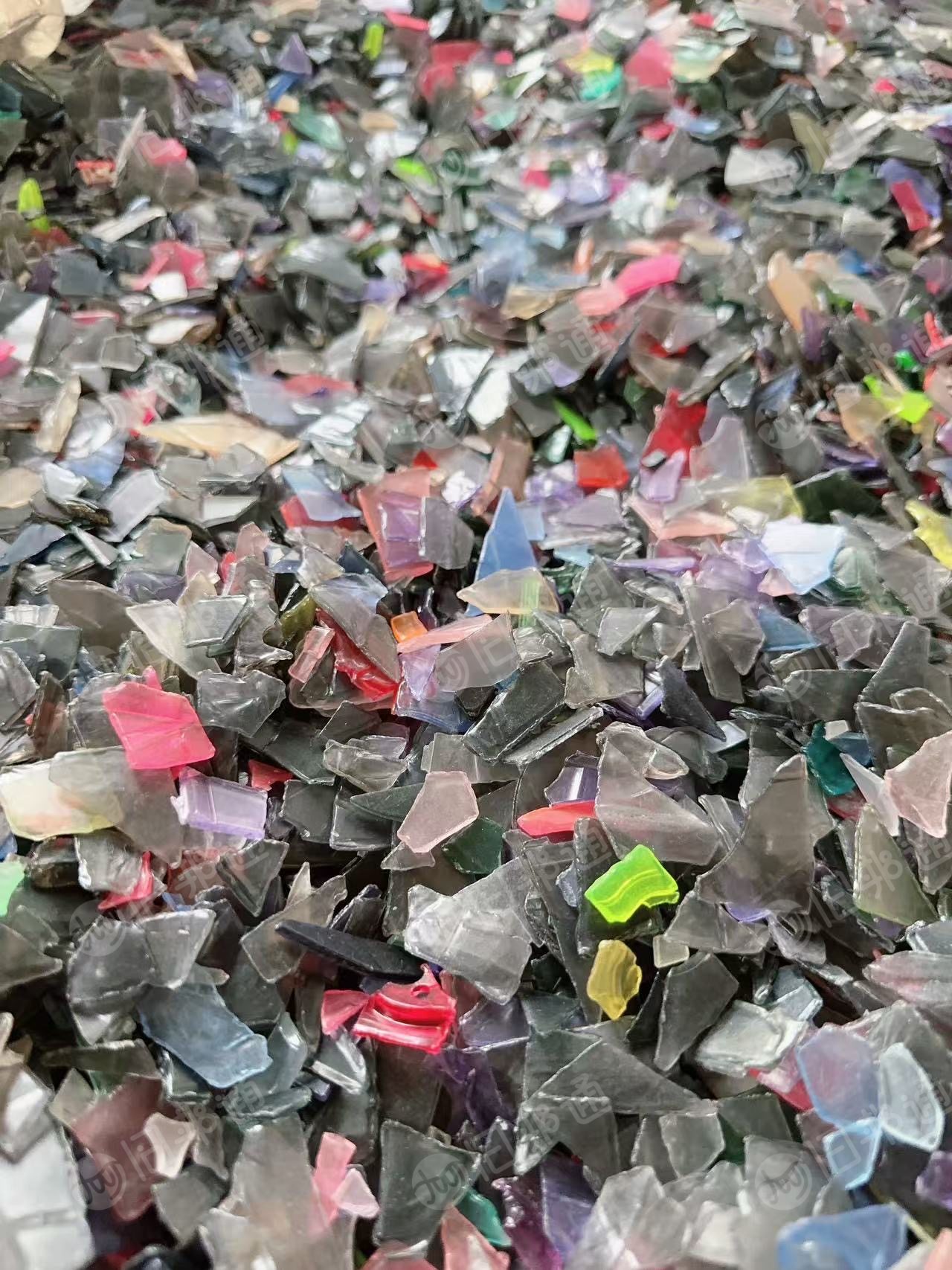 长期出售PC破碎料