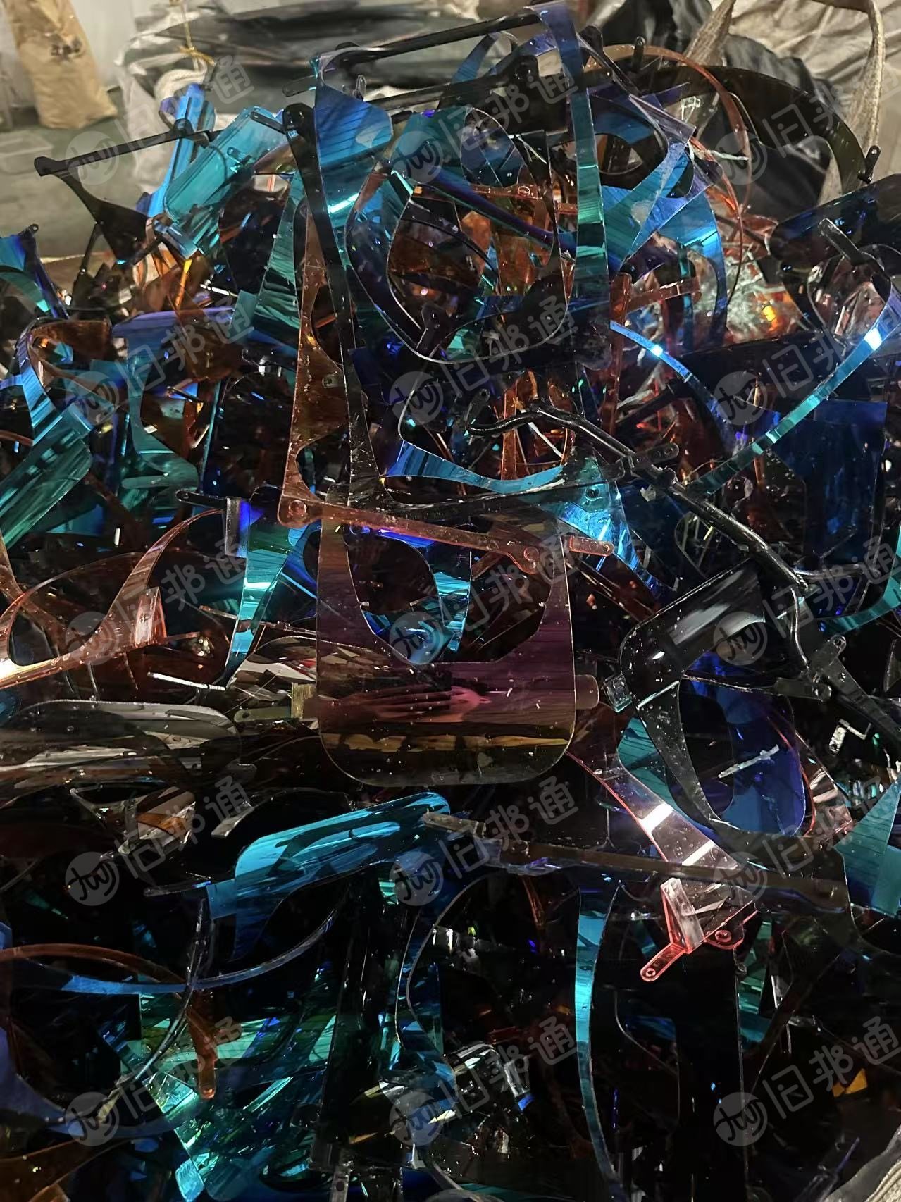 长期大量回收PC毛料,只要是PC的都可以,月需500吨