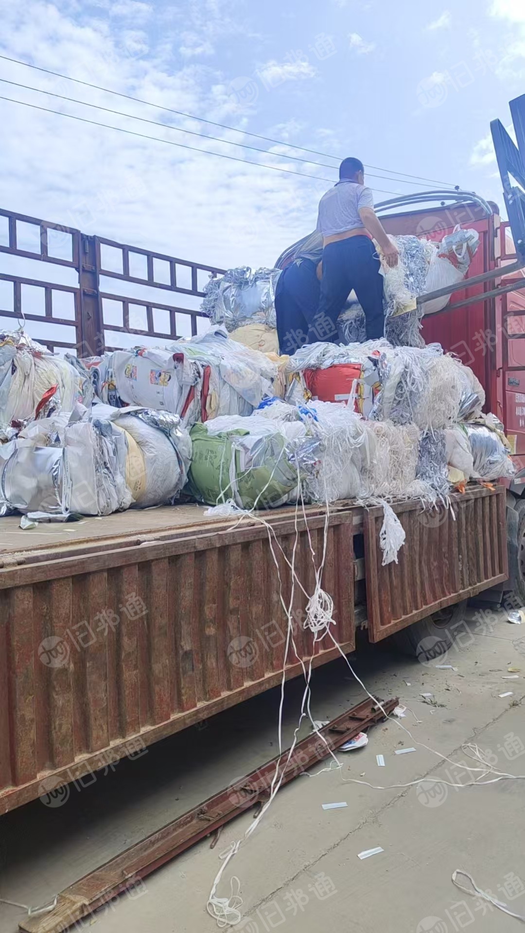 厂家长期出售白色PP无纺布,无纺布边边角料,现货有7吨左右,货在广东河源