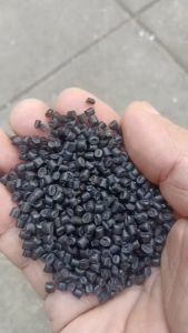 出售黑色PP吨包颗粒，40、60目的都有