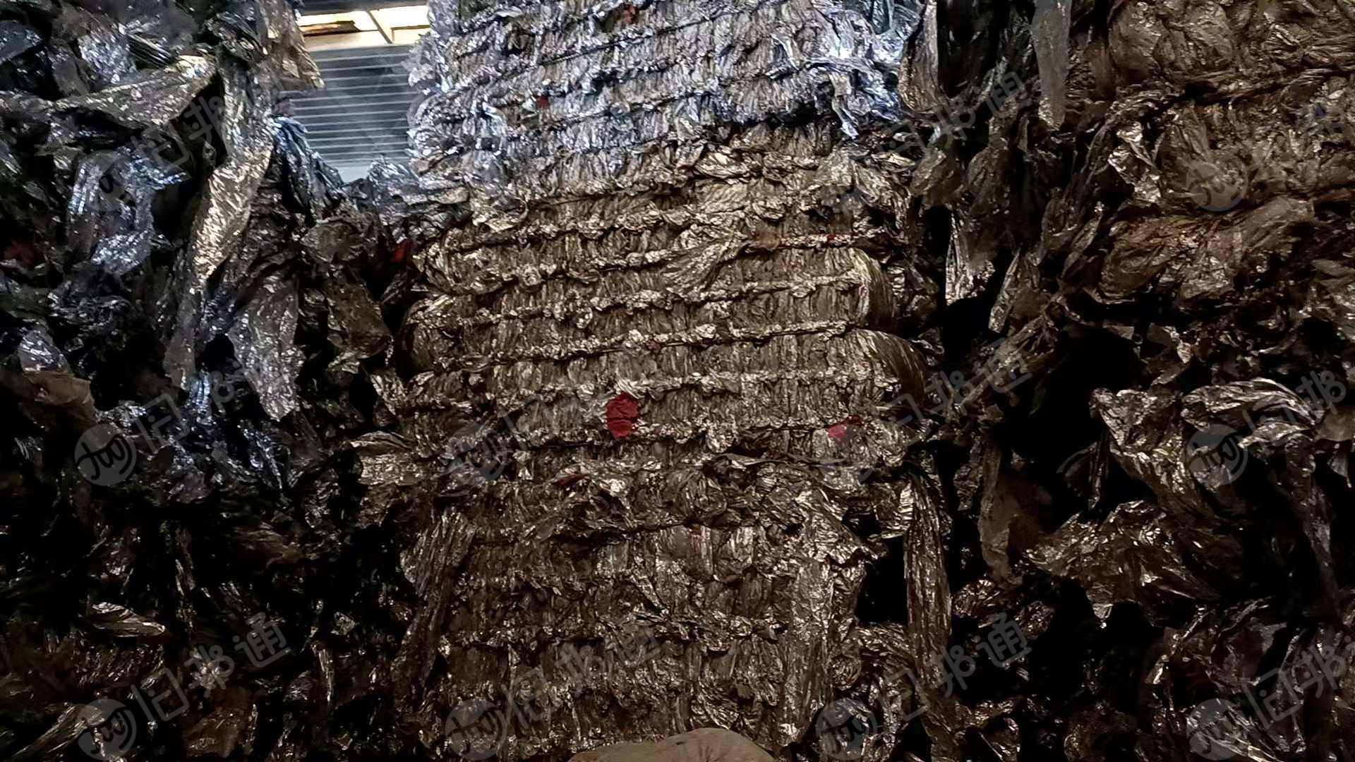 出售PET反光膜废料，无水份，现货500吨