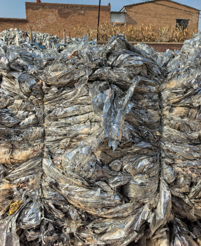 出售PET反光膜废料，现货4/5百吨