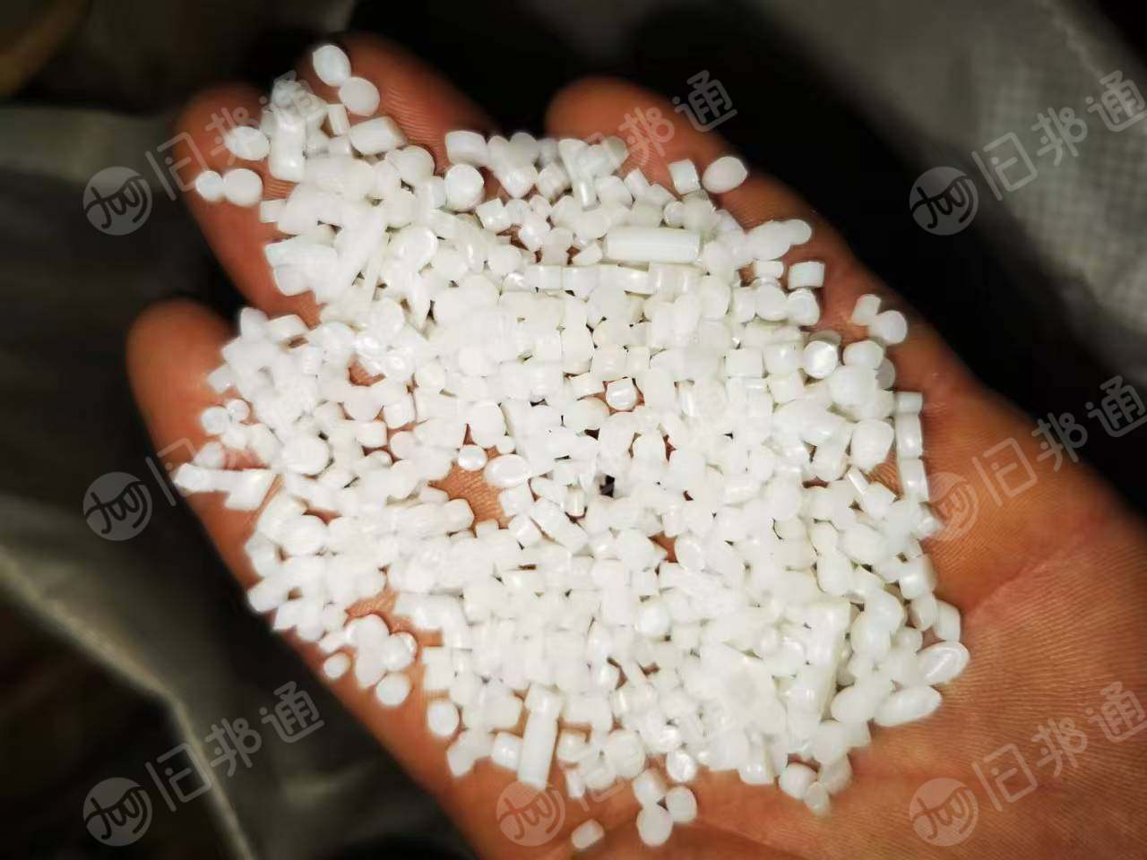 长期出售一级白色珍珠棉颗粒，双80目