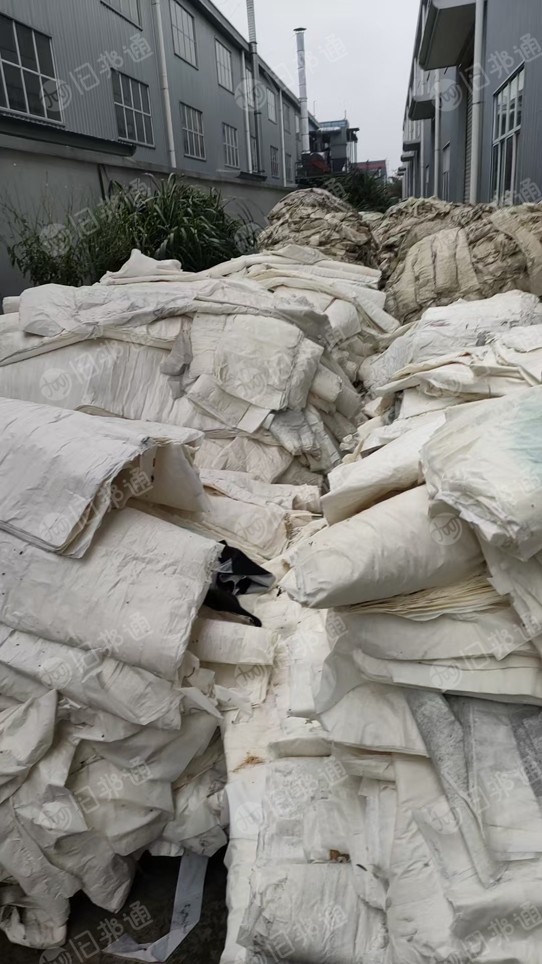 出售白色美纹纸废料