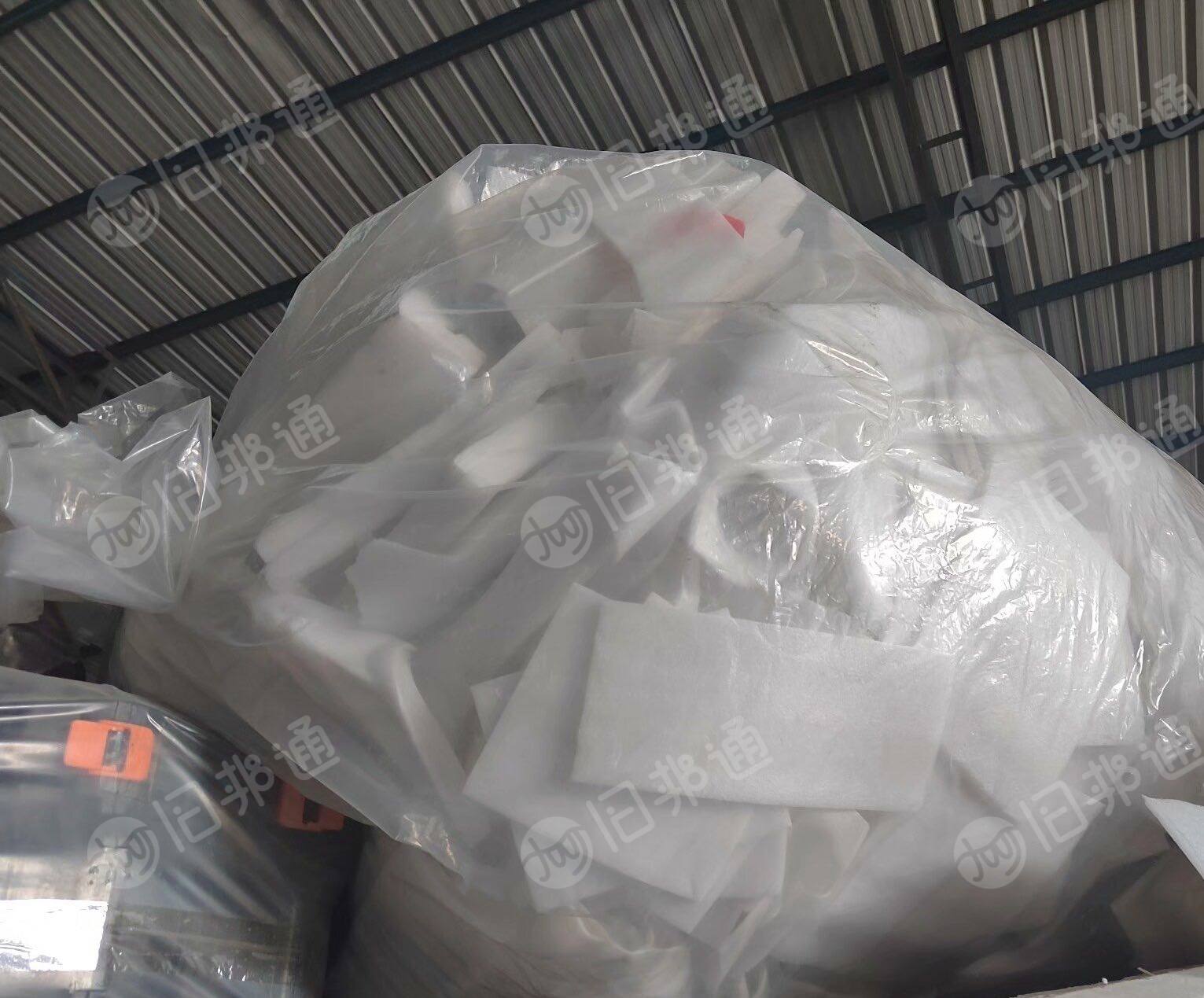 出售珍珠棉废料，现货600公斤左右，红色白色都有