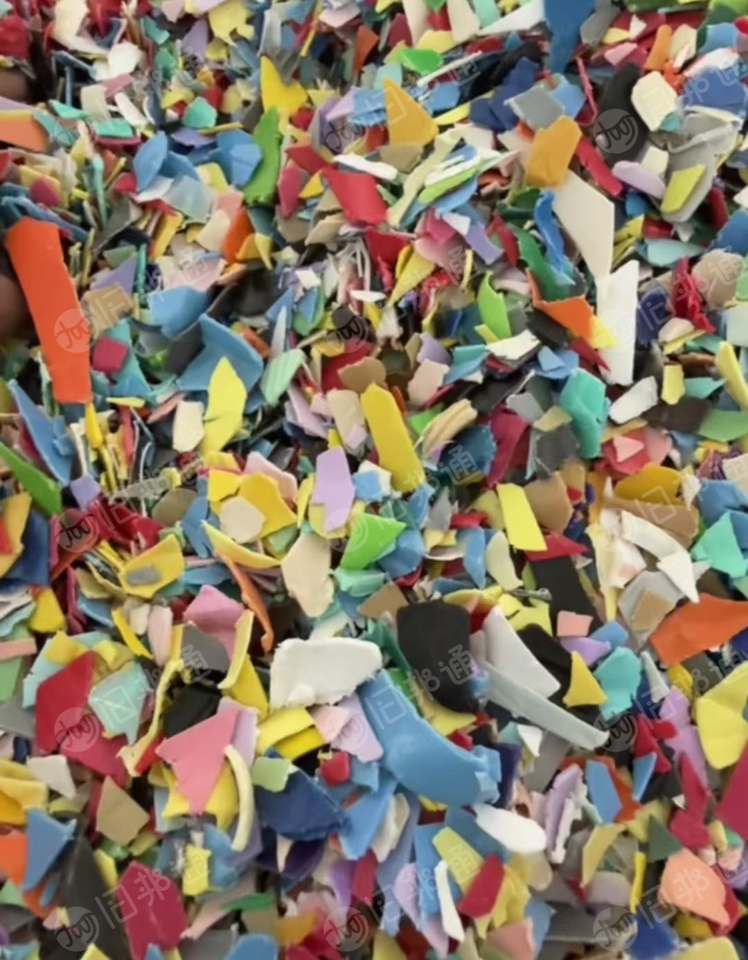 长期出售全漂花乙破碎料，大小白乙破碎料，热洗过材质，过硅胶，色选