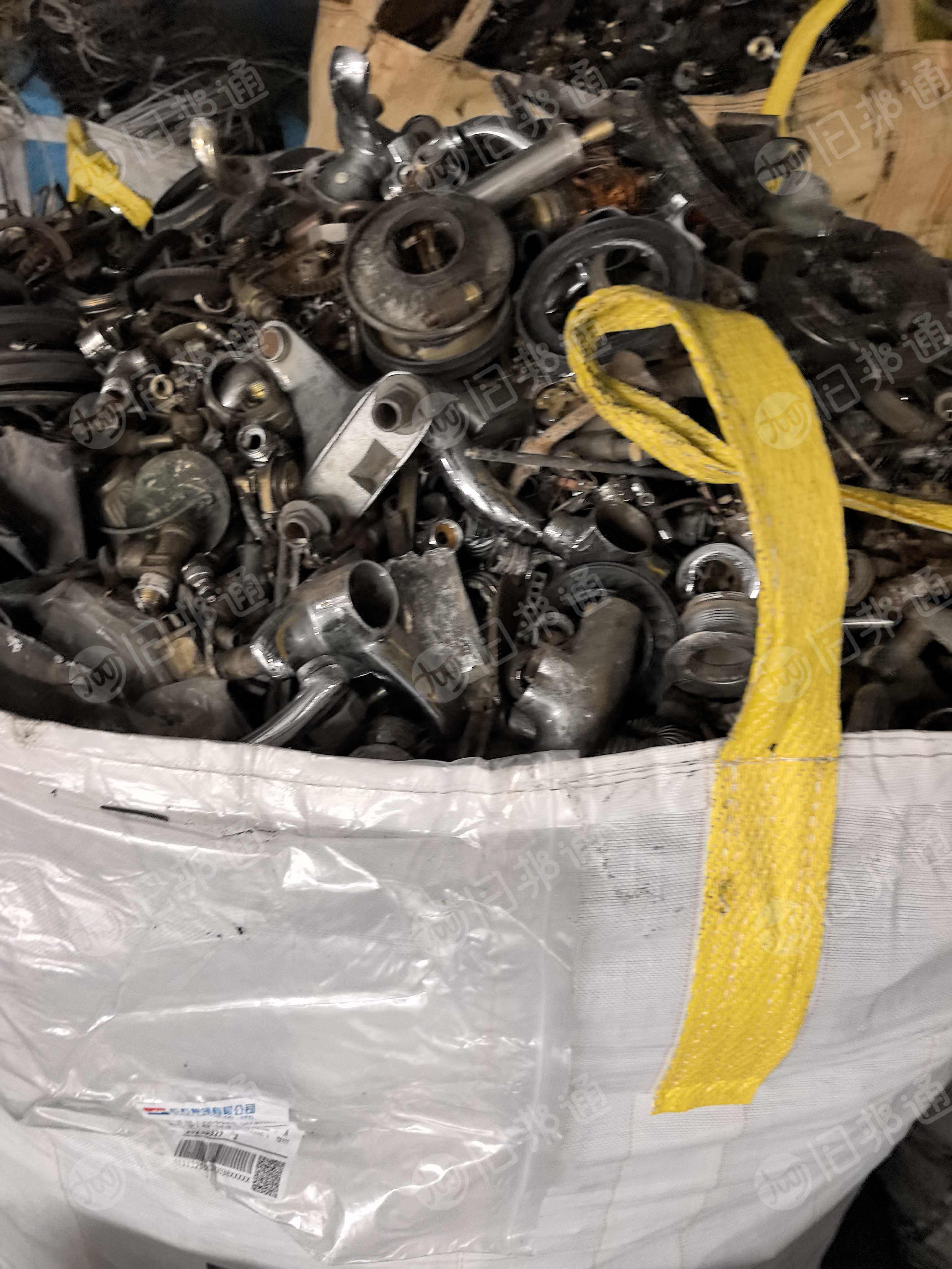 大量出售废铜,黄铜、紫铜、光亮铜都有,现货60吨