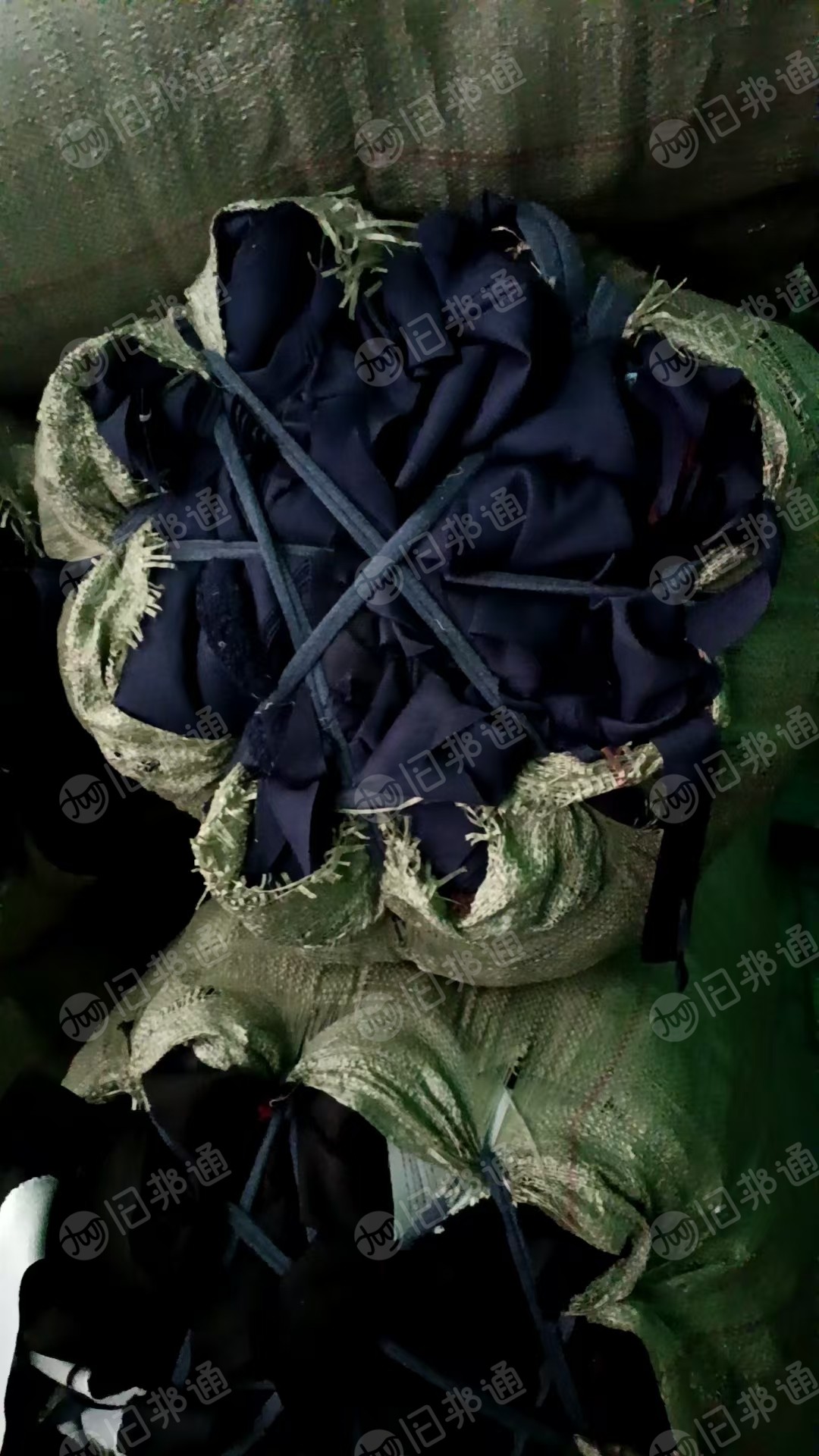 长期出售黑色氨纶废布，氨纶边角料，氨纶造粒料