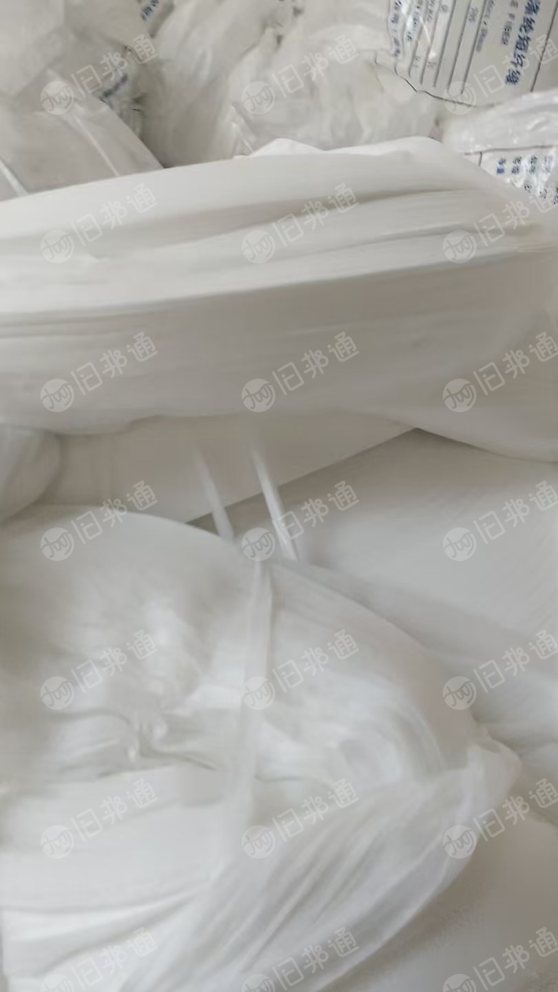 长期出售涤纶水刺无纺布,无纺布边角料,月供15吨