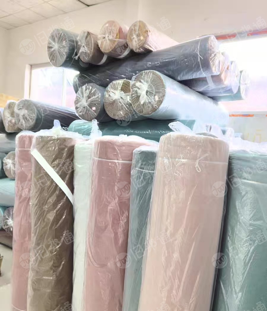 出售库存科技布，沙发布，门幅1.45，都是厚的，现货有2万米，货在河北廊坊