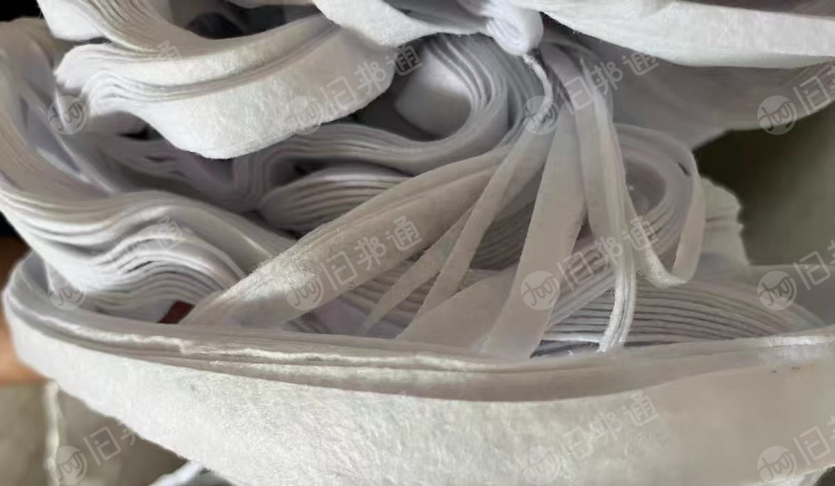 针刺无纺布厂长期出售涤纶针刺无纺布边角料,毛毡布边角料,现货有6吨左右,货在山东淄博