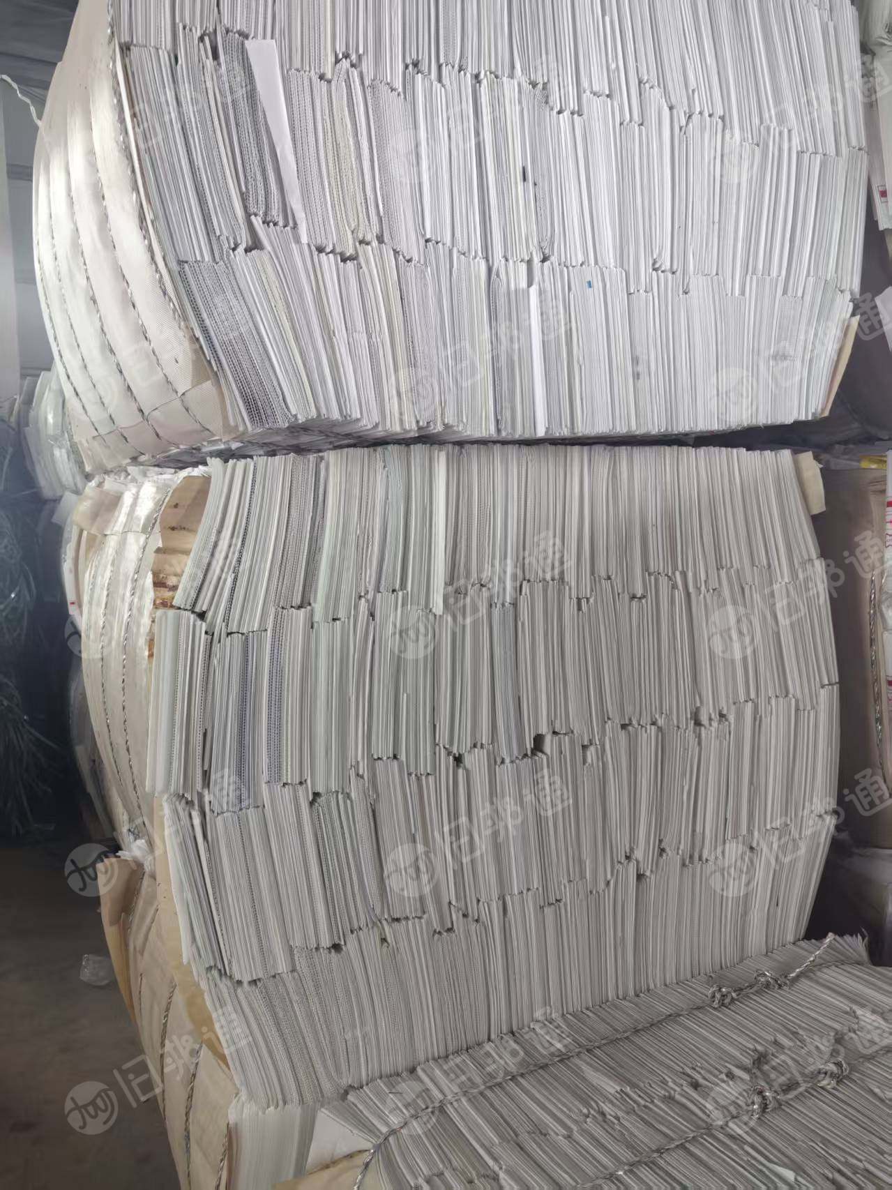 出售pp空心板毛料，漂沉分开打的、现货10吨