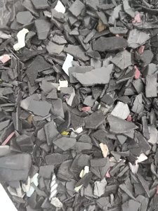 出售摩配破碎料，pp、abs材质的都有，月供200吨