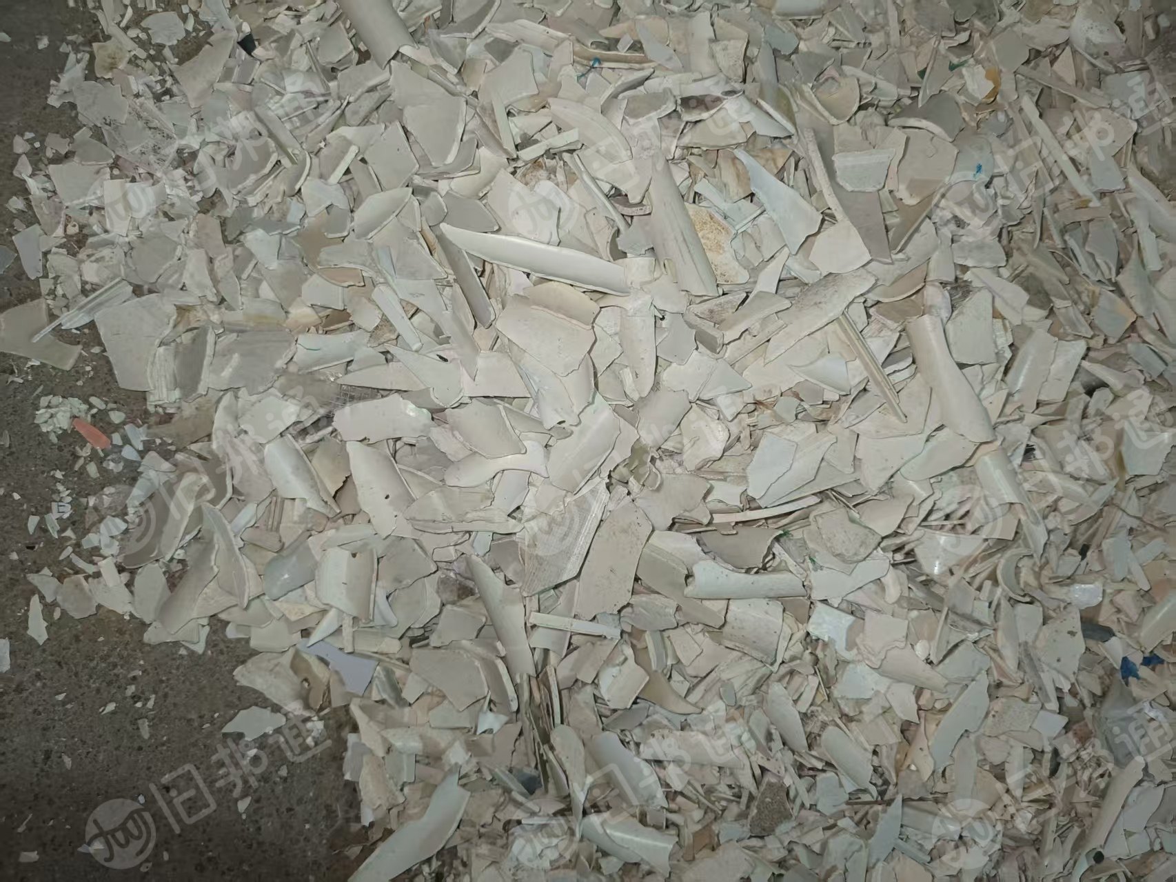 出售墙板破碎料,大小管破碎料,小管占比70%,长期有货