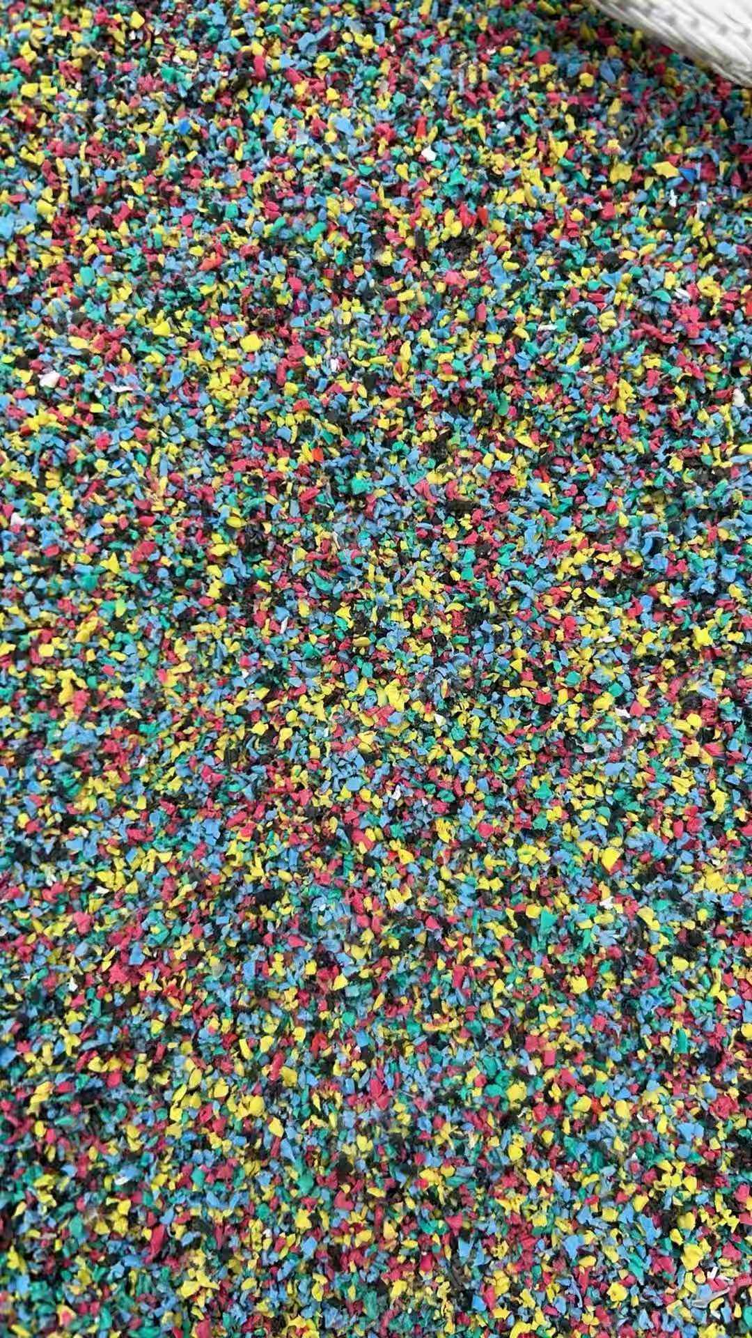 求购PVC铜米破碎料，PVC沫子，PVC干粉线皮料，月需300吨，做交通设施