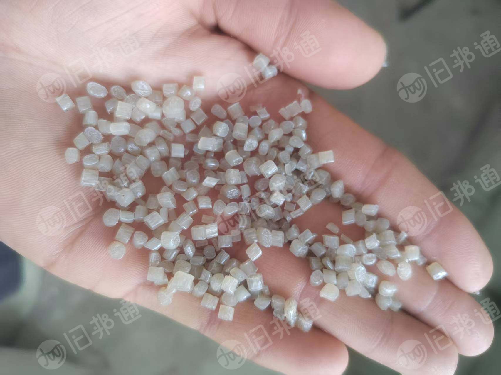 出售干造高压膜颗粒，两张60一张80目，月供200吨