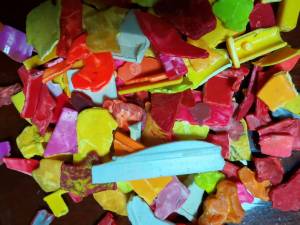 出售合金破碎料，冲击20，溶脂3，月供200吨