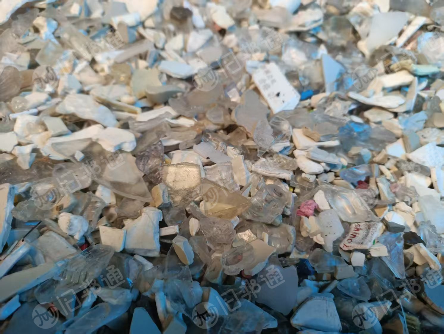 出售合金破碎料，冲击20，溶脂3，月供200吨