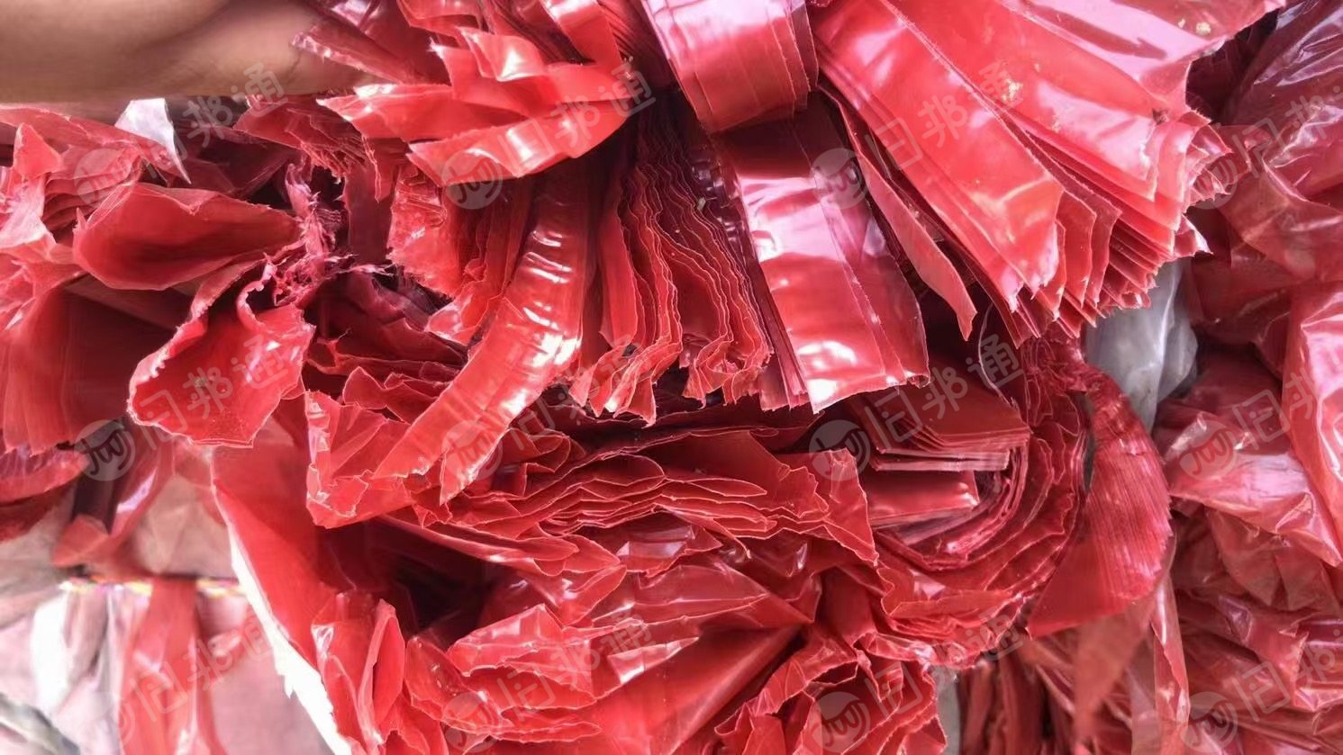 出售干做轮胎膜，月供300吨，直接上机