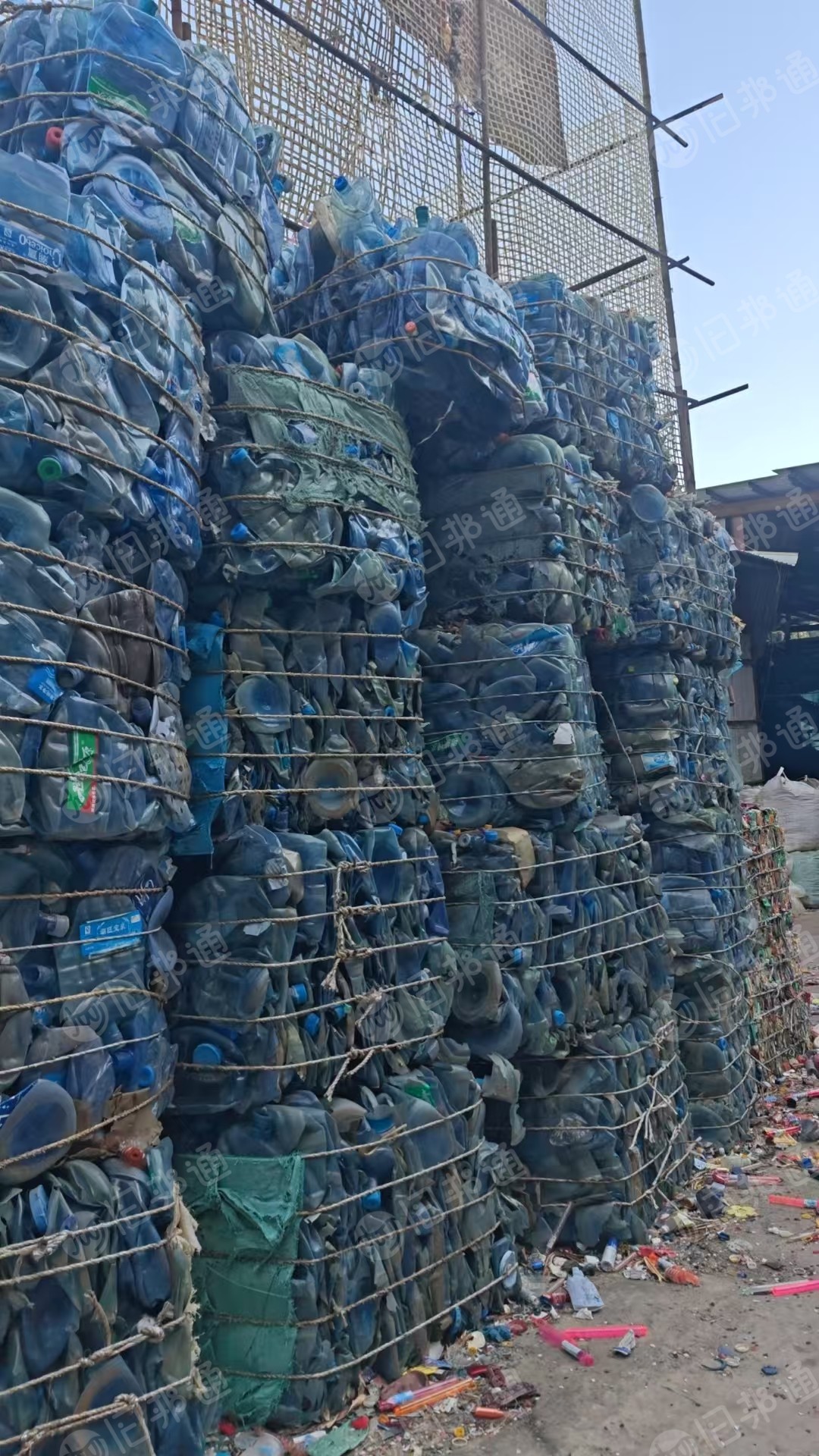 出售PC水桶，已压块，现货10来吨