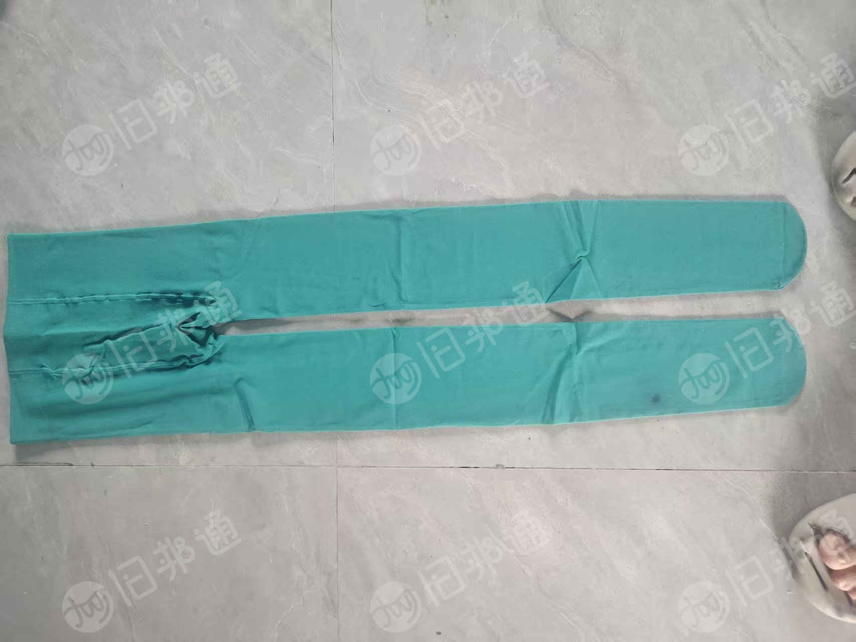 出售库存裤袜，天鹅绒裤子，裤袜，现货两吨