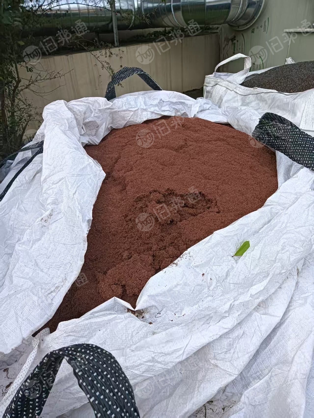 长期出售PE沫子，装饰材料厂直接出货，可用于造粒