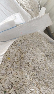 出售全漂白丙破碎料