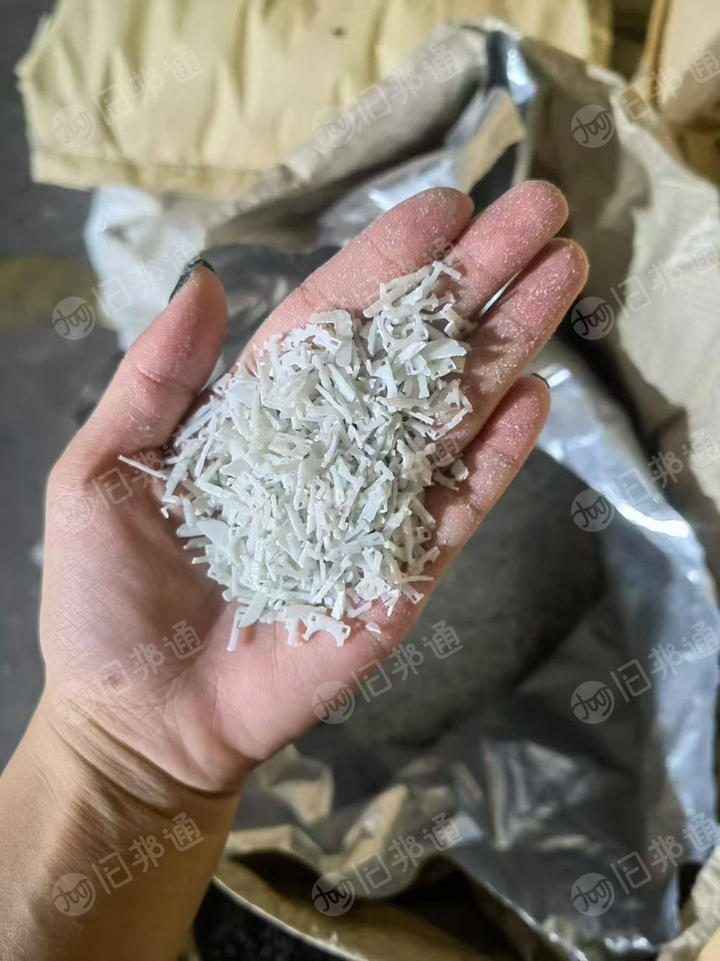 出售本色PA66加纤水口料