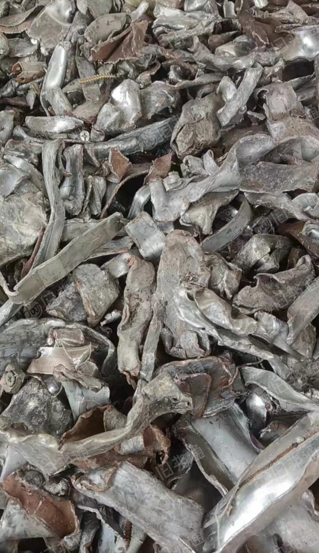 长期出售塑钢门窗里的废铁，现货20多吨