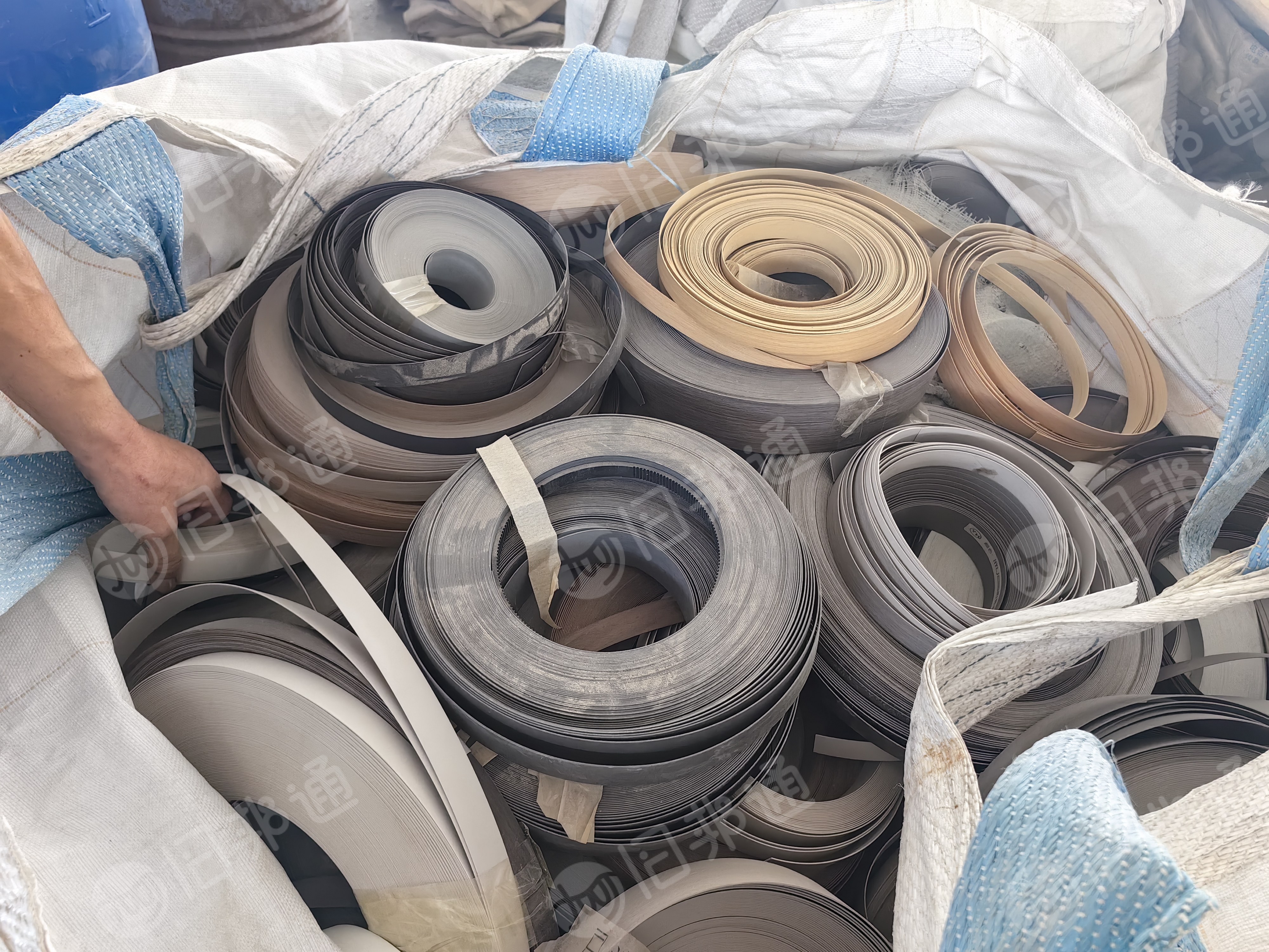 大量回收PVC封边条卡条现金结算谢谢