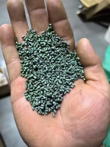 大量出售纯尼龙膜黑色颗粒，花色颗粒，本色颗粒，肠衣尼龙膜颗粒注塑，改性，